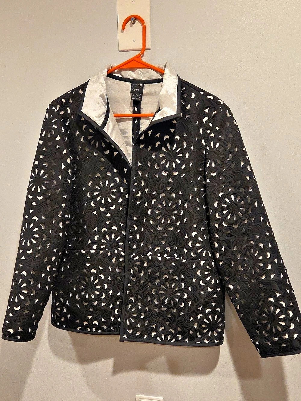 The Metropolitan Opera Floral Cutwork Blazer Black XL